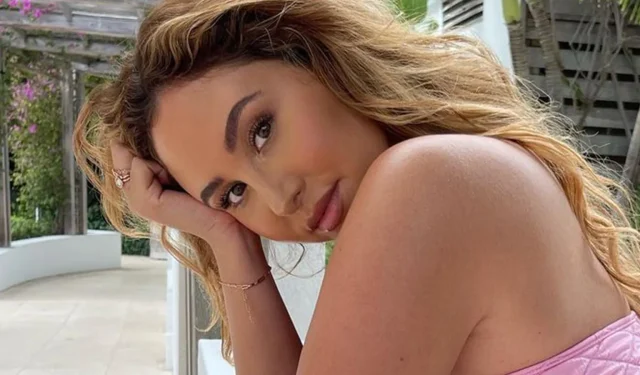 Catherine Paiz parla del comportamento di Austin McBroom dopo il divorzio che suscita preoccupazione