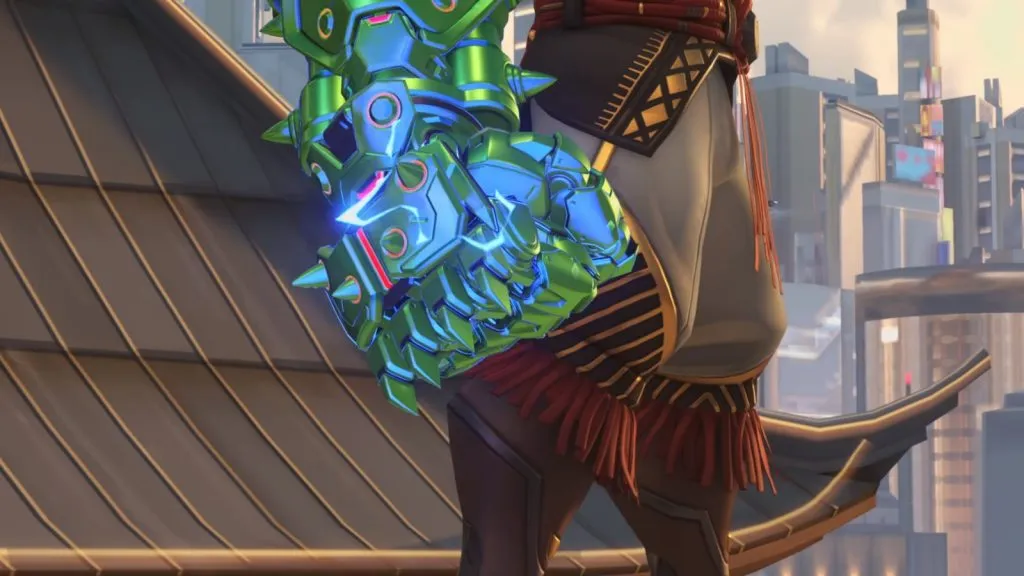 Uma captura de tela mostrando Doomfist com armas de Jade em Overwatch 2.