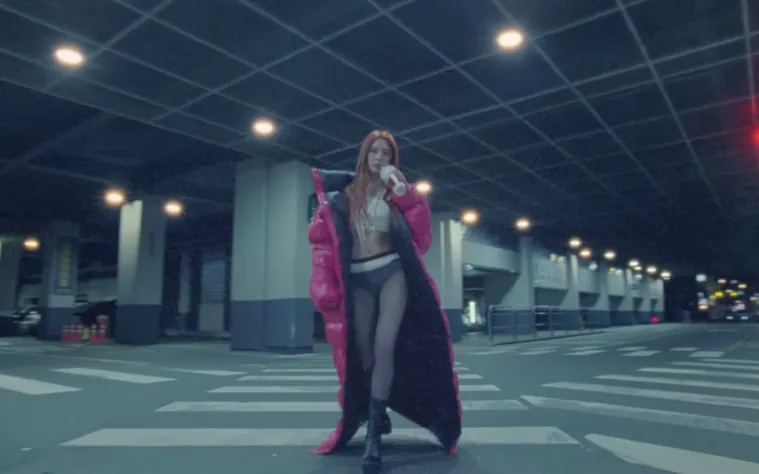 K-Pop 時尚變得更加大膽——是 BLACKPINK Jennie 的影響力嗎？