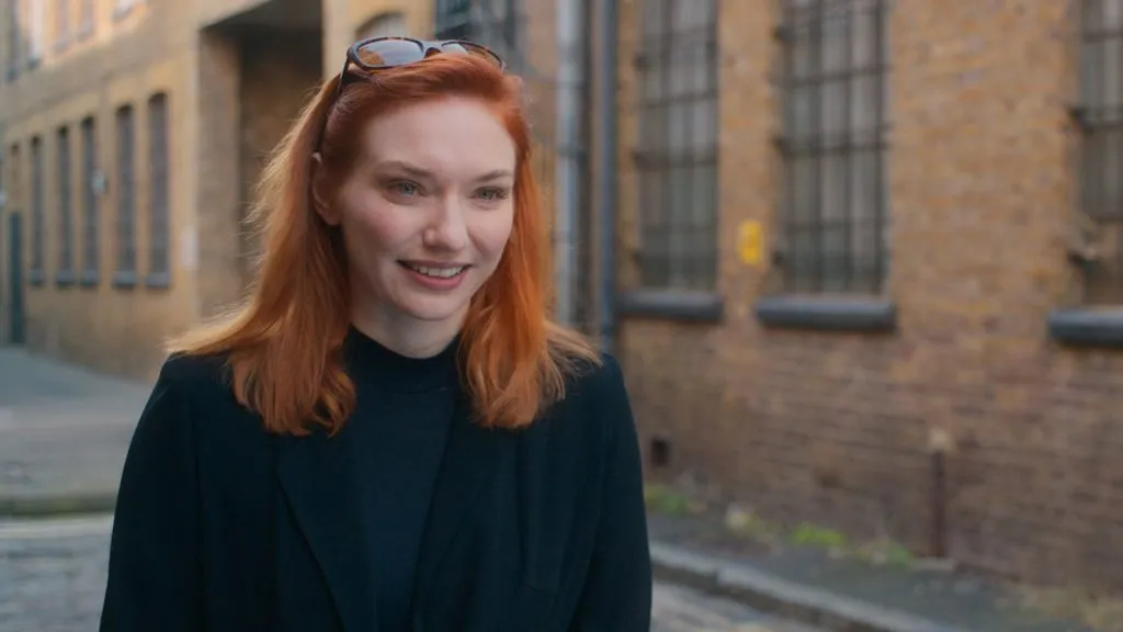 Eleanor Tomlinson como Sylvie em Um Dia