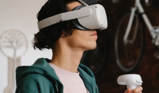 Le flux PSVR2 se termine par un désastre alors que le joueur casse la télévision avec punch