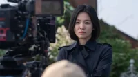 Song Hye-kyo se transforma em freira, primeiro retorno ao cinema após 10 anos
