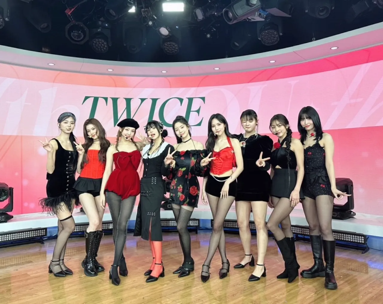 TWICE，與你一起