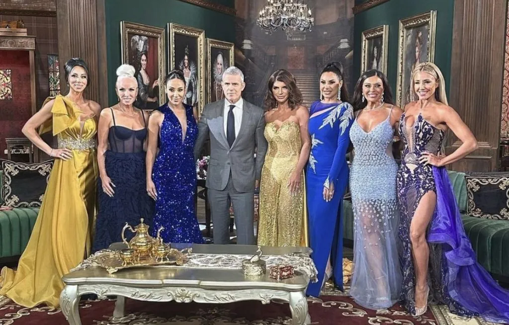 RHONJ 第 13 季重聚。