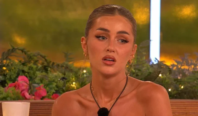 Perché Love Island: Georgia Steel di All Stars ha lasciato i social media?