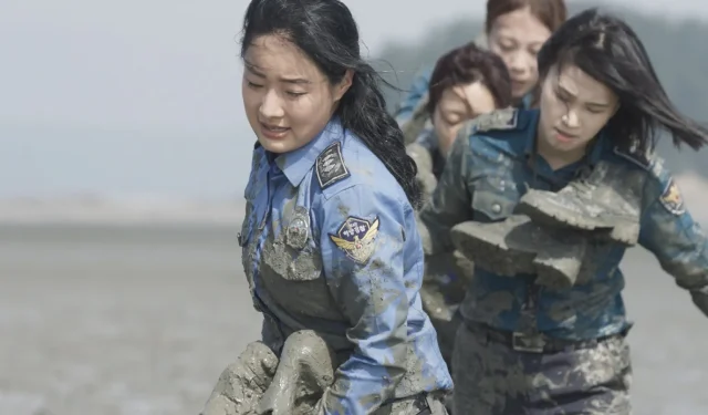 피지컬 팬 100명이 넷플릭스에서 ‘여성 전용 버전’을 추천