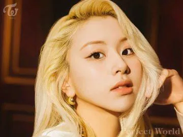 Profilo Chaeyoung di TWICE: una star dai molti talenti che non si tira mai indietro (aggiornato al 2024)