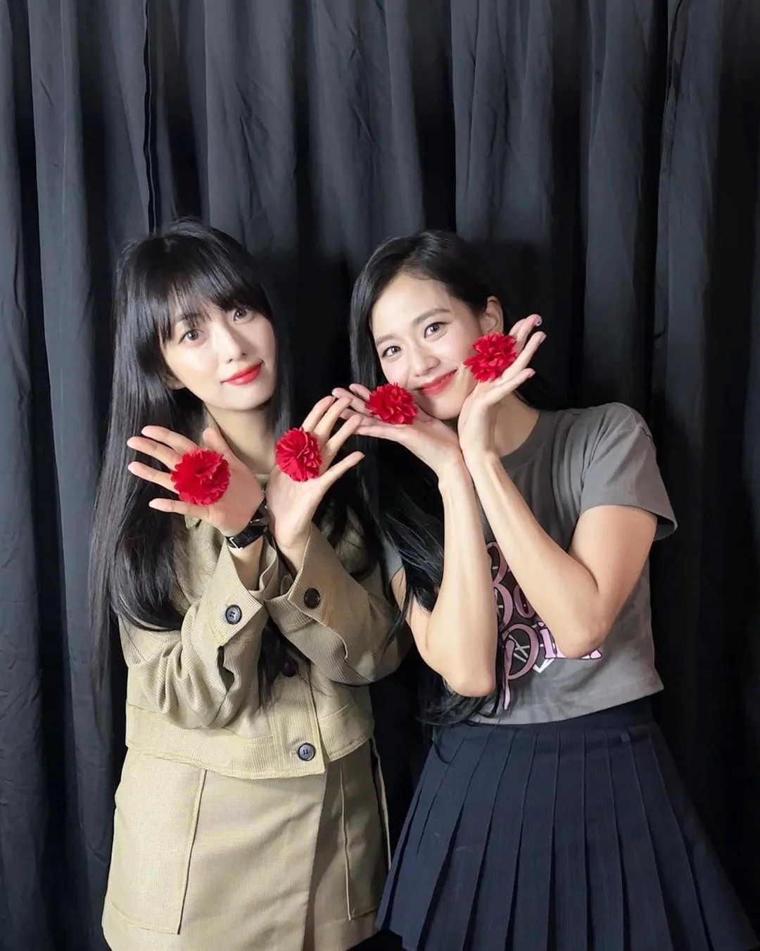 blackpink jisoo ET SA SOEUR