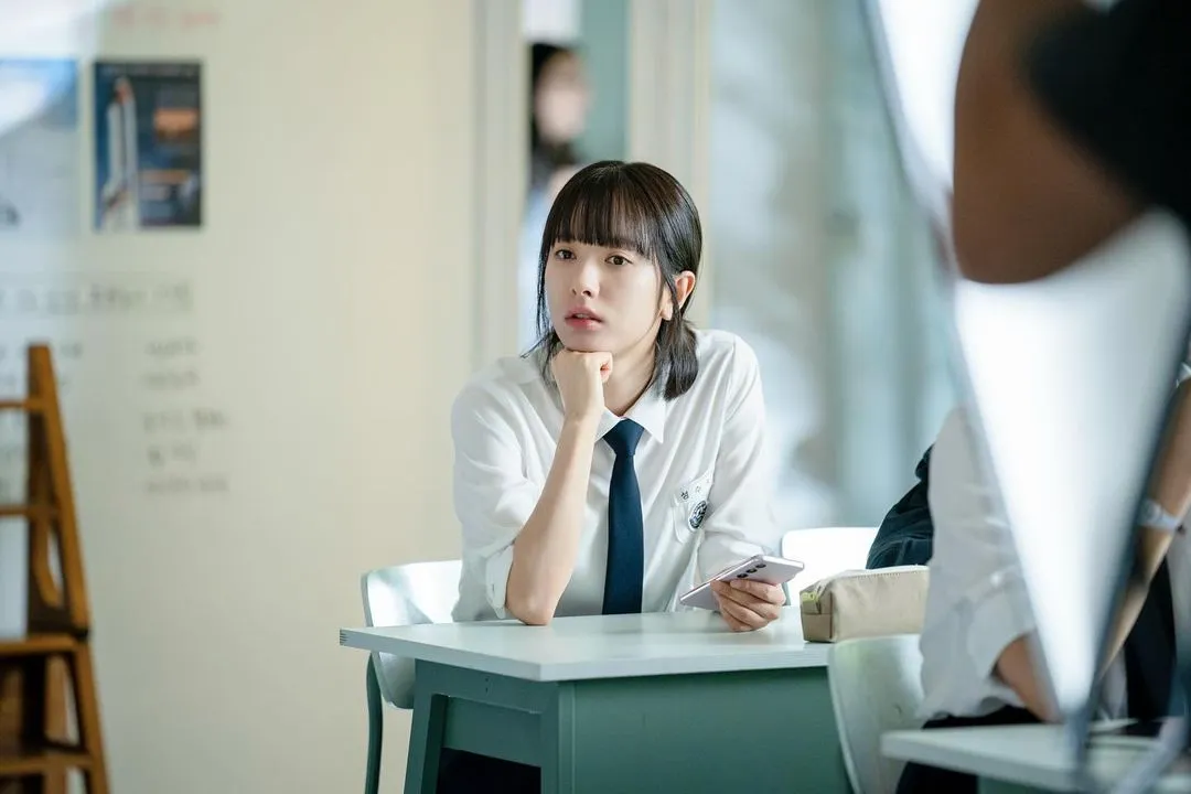 K-Netz ist schockiert, als sie feststellt, dass DIESE „Pyramid Game“-Schauspielerin ein K-Pop-Idol ist – wer ist sie?
