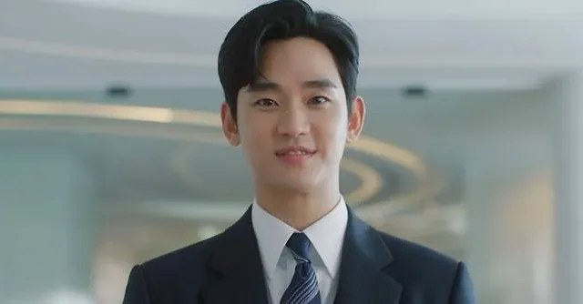 Kim Soo-hyun passa dal dramma allo spettacolo di intrattenimento “Neanche Yoo Jae-suk e Cha Eun-woo possono farlo”