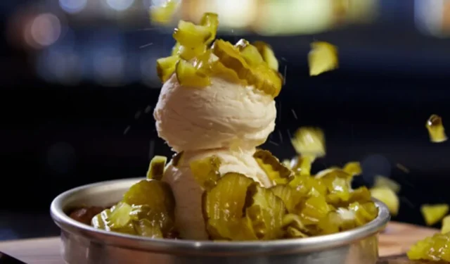 Les restaurants BJ’s révèlent une étrange glace aux cornichons juste pour le poisson d’avril