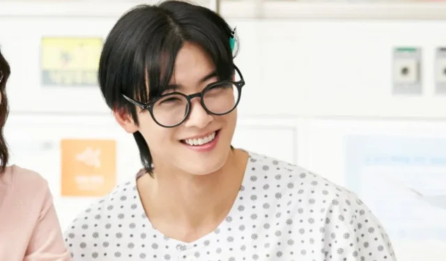 Cha Eun-woo elogiado como “creador de humor” en el set, de villano a apariencia de cachorro