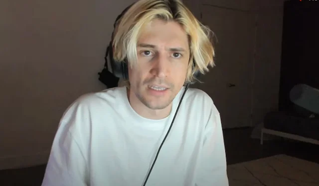 xQc forçado a encerrar a transmissão mais cedo devido a uma infecção grave no ouvido