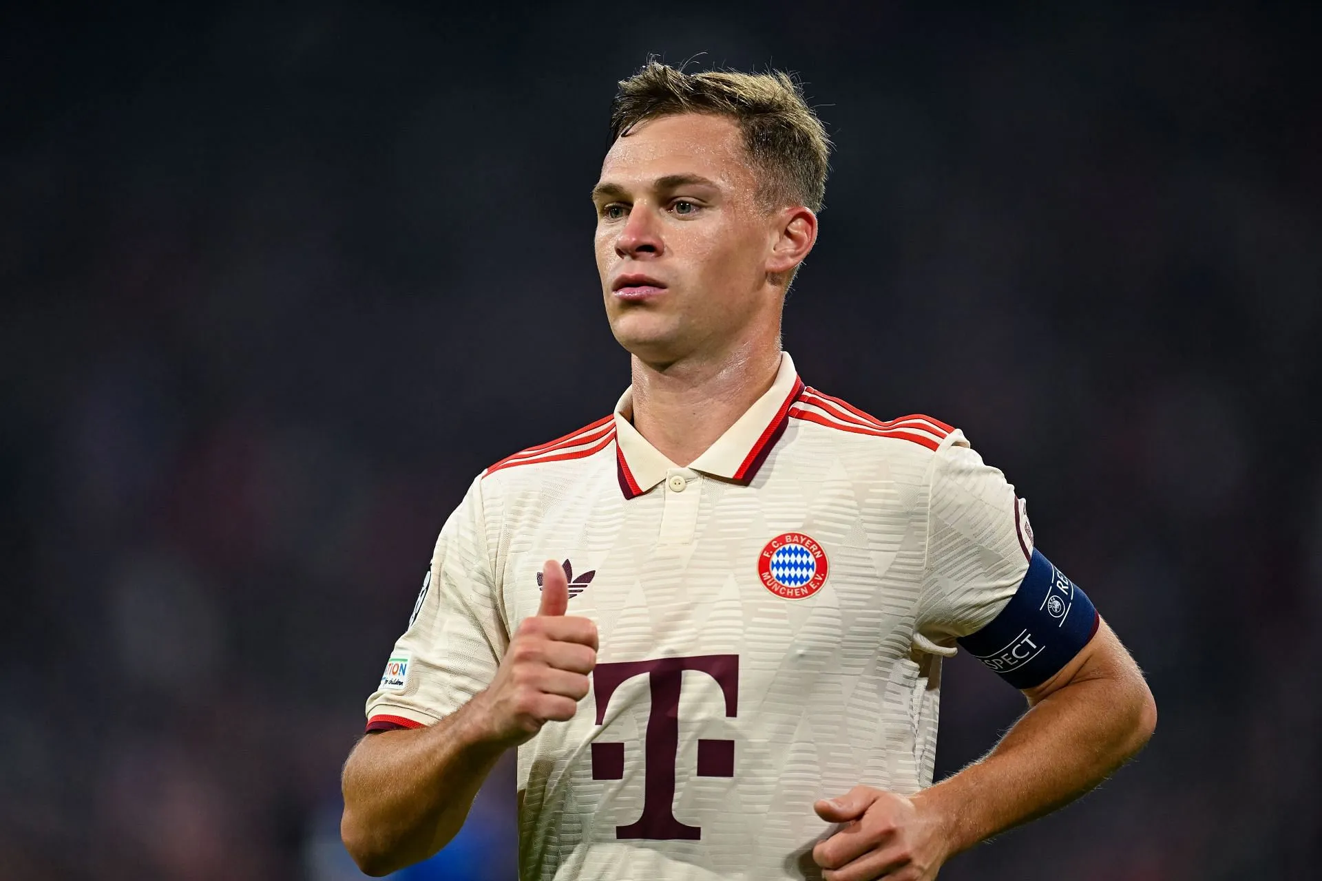 Kimmich spielt für den FC Bayern München (Bild via Getty)