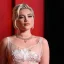 Florence Pugh parla del suo desiderio di amore, del suo impegno relazionale e dei suoi progetti familiari