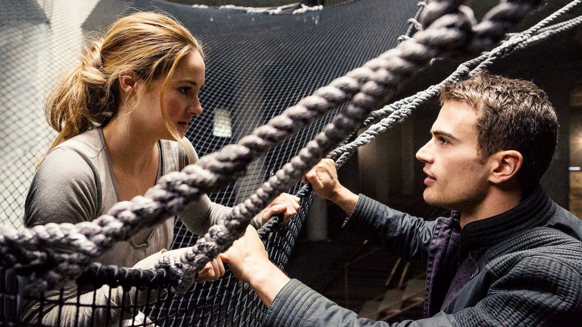 Shailene Woodley dans Divergente (Image via Netflix)