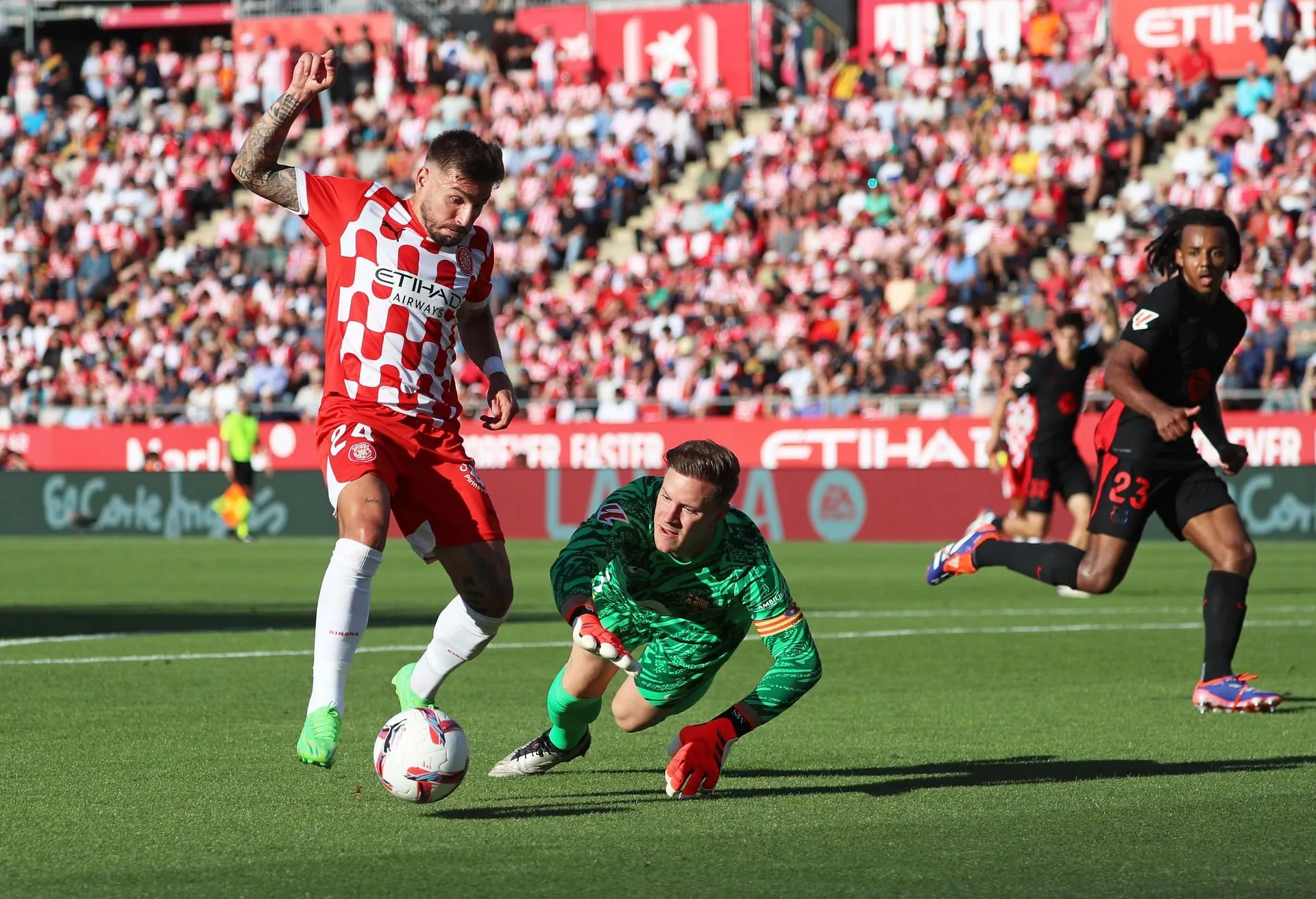 Ter Stegen contra Girona FC na La Liga (Imagem via Getty)