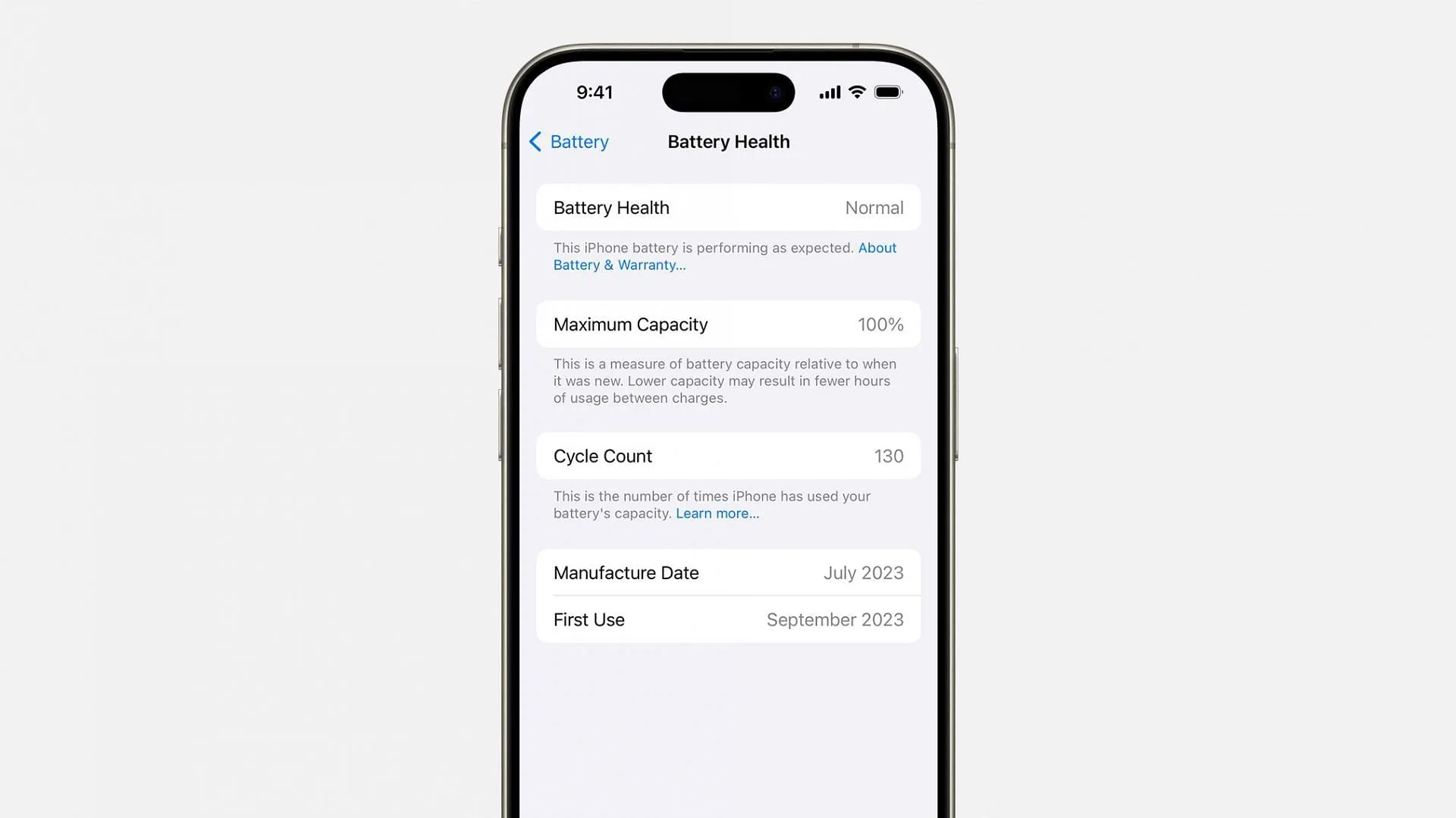 État de la batterie dans iOS 18 avec capacité maximale et cycles de charge (image via Apple)