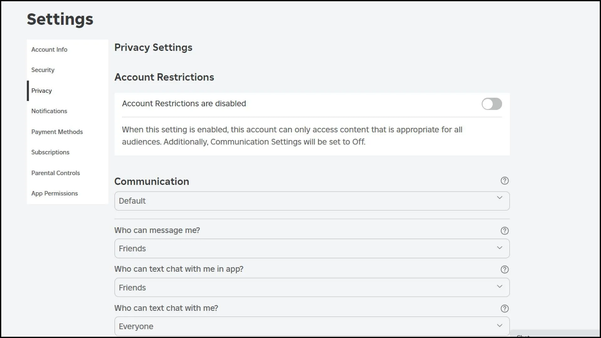 Puedes administrar la configuración de tu chat de voz a través de esta pestaña (Imagen a través de Roblox)