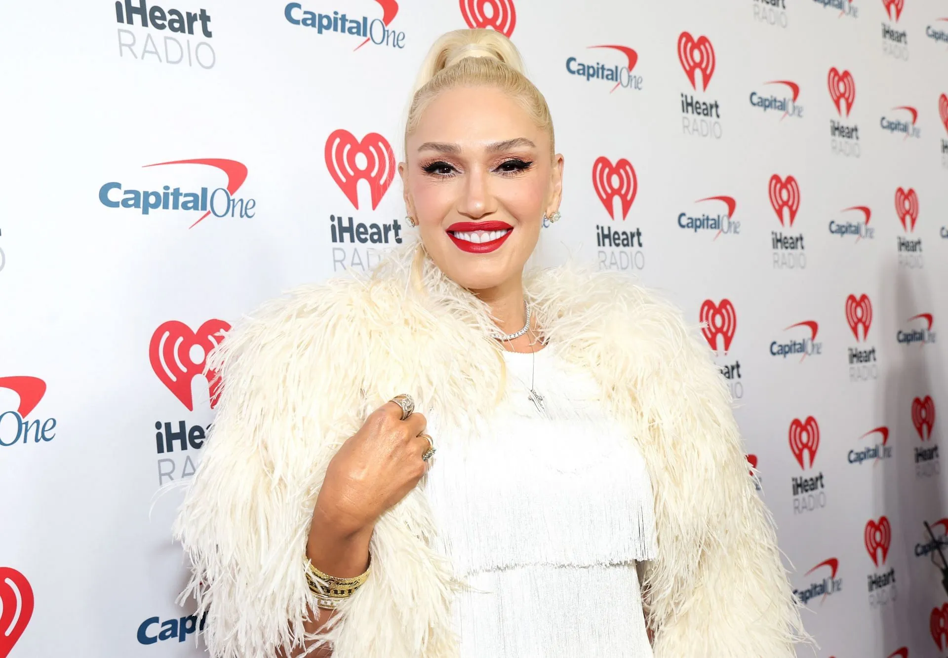 Gwen Stefani z 26. sezonu The Voice na festiwalu muzycznym iHeartRadio 2024 – noc 1 – przybycia