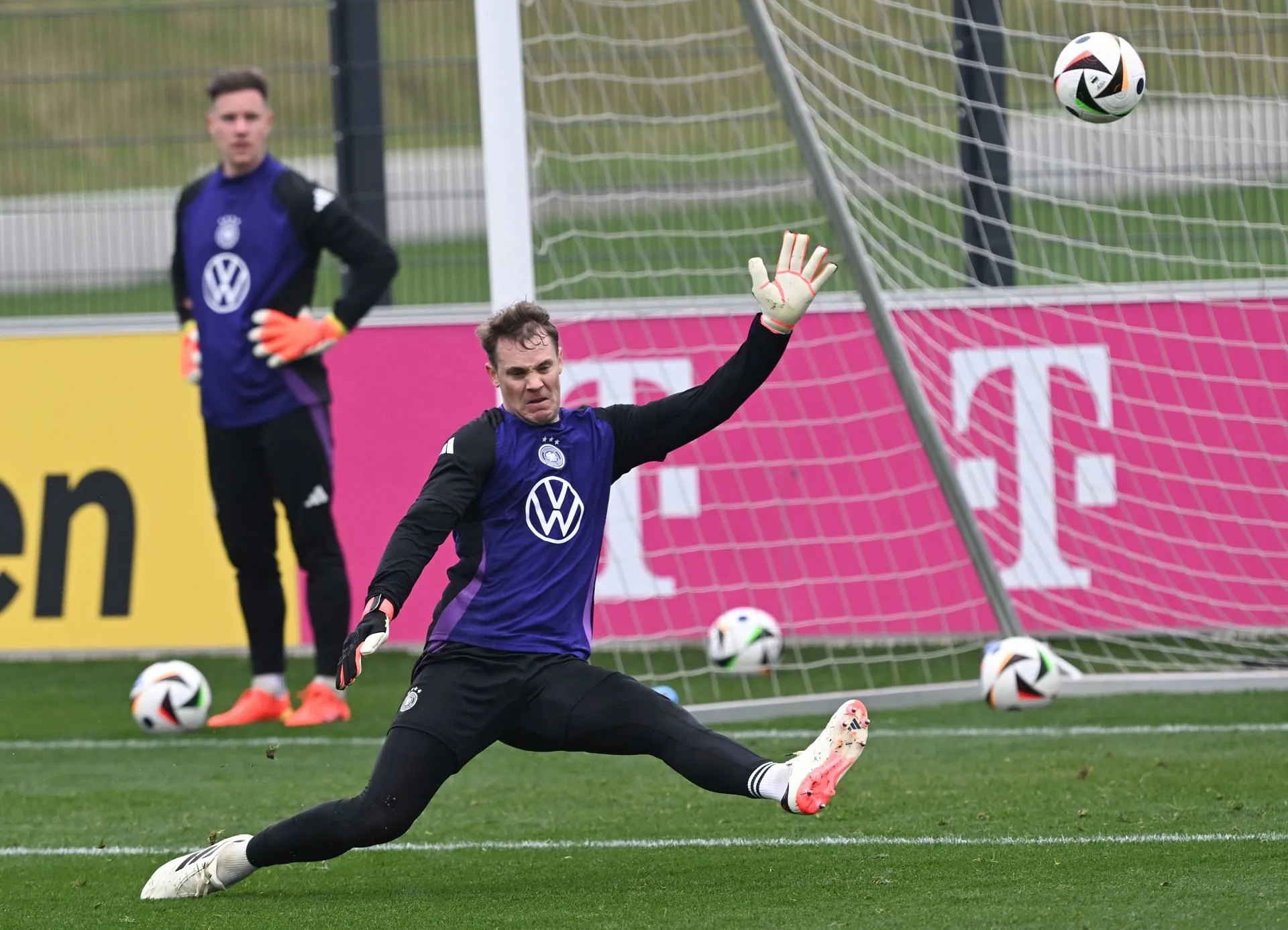 Neuer y Ter Stegen entrenando con Alemania (Imagen vía Getty)