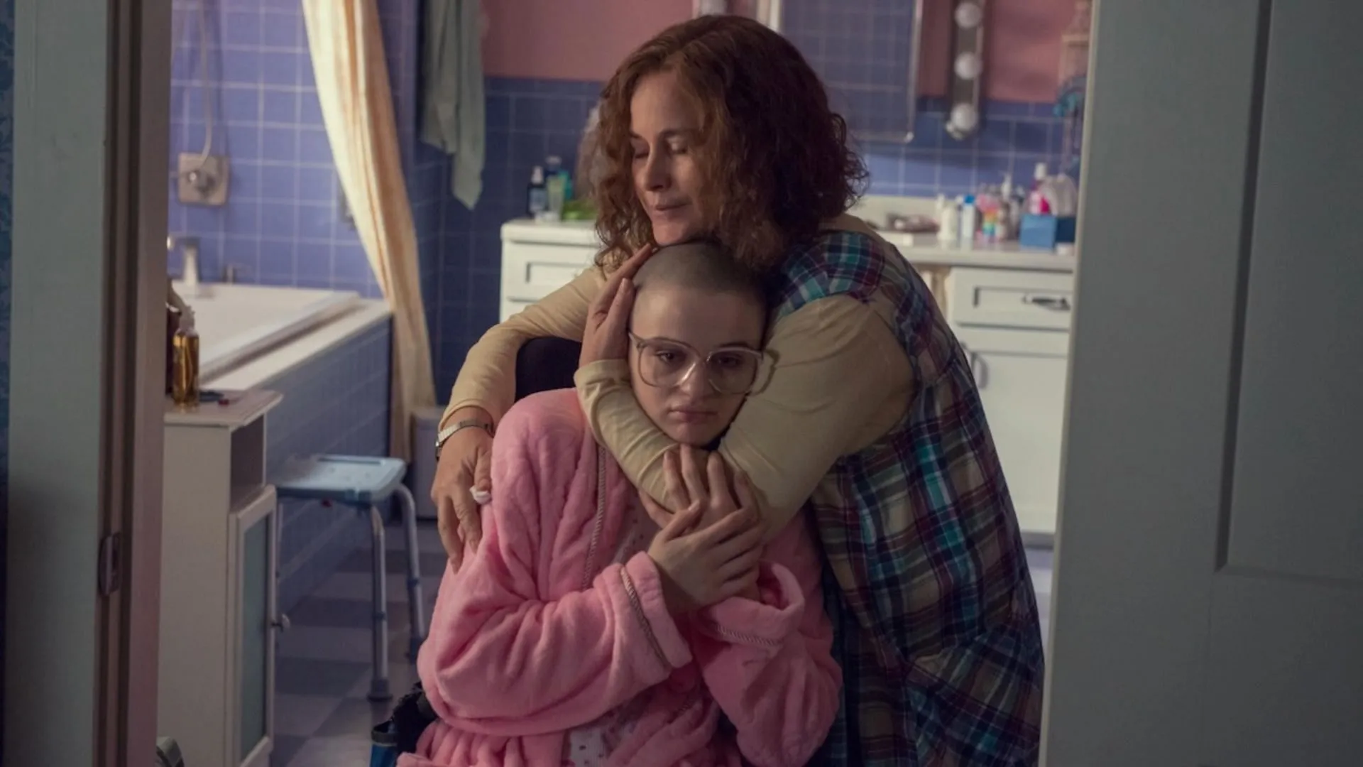 Una imagen de The Act (imagen vía Hulu)