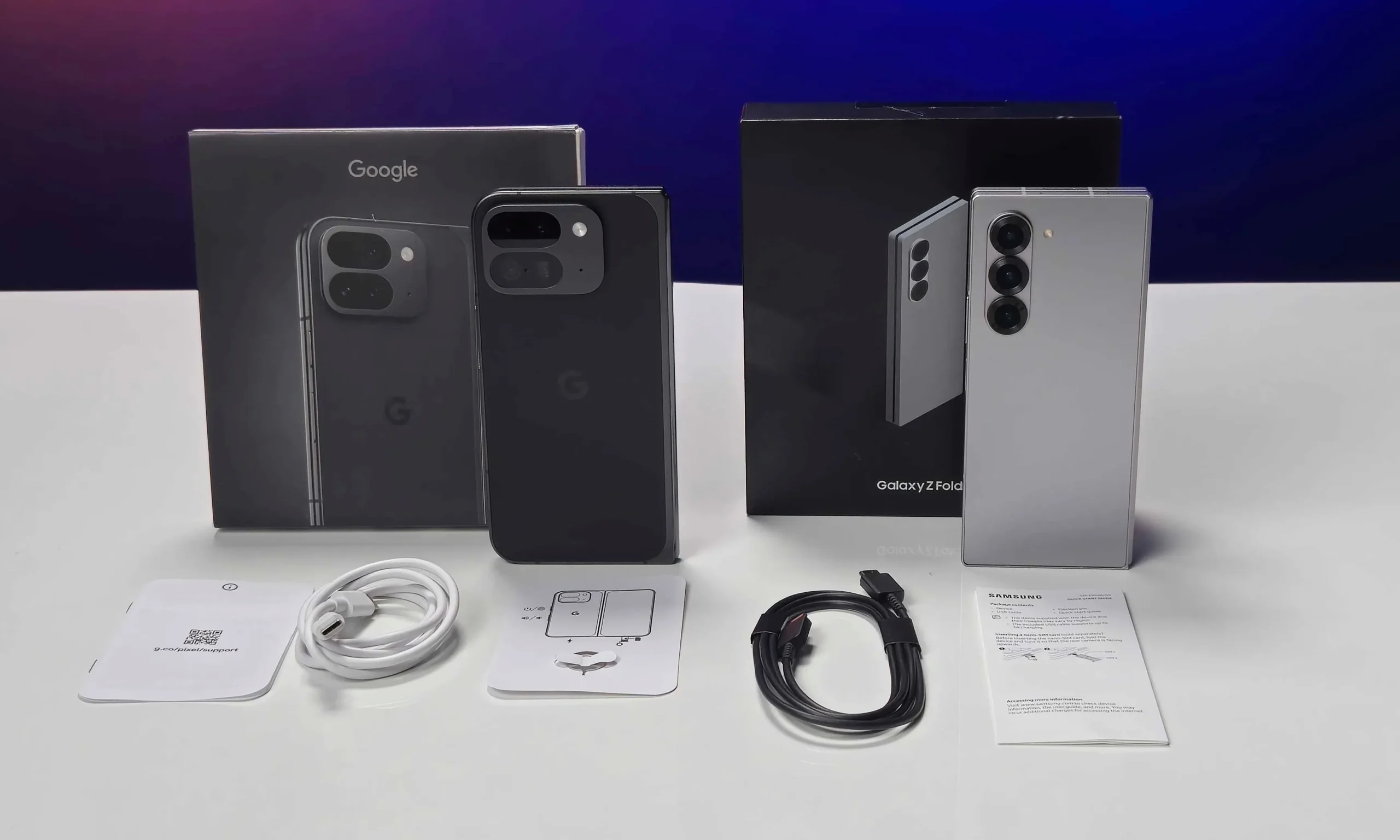 Contenu de la boîte du Google Pixel 9 Pro Fold et du Samsung Galaxy Z Fold 6