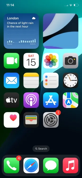 iOS 18에서 앱 라벨 숨기기