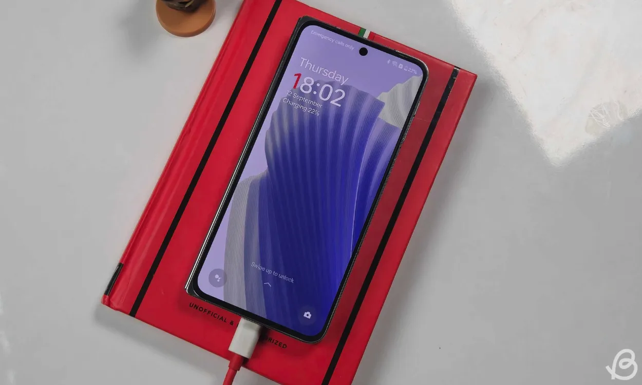 OnePlus 오픈 충전