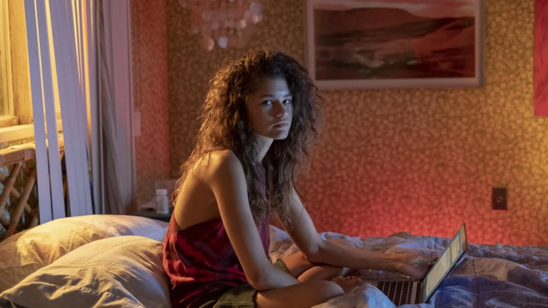 Zendaya em Euphoria (Imagem via HBO)