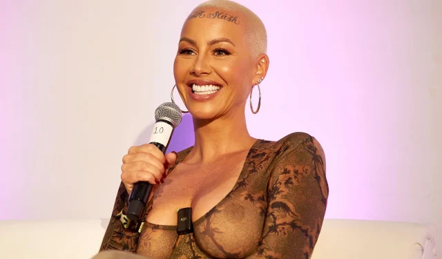 „Internet reaguje: Trump może zorganizować ślub Amber Rose w Białym Domu po zaręczynach z Forgiato Blow”