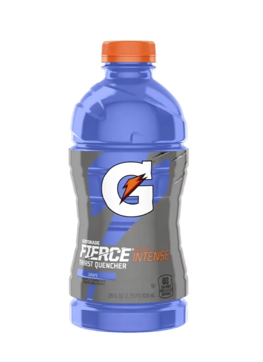 Uma garrafa de Gatorade de uva feroz