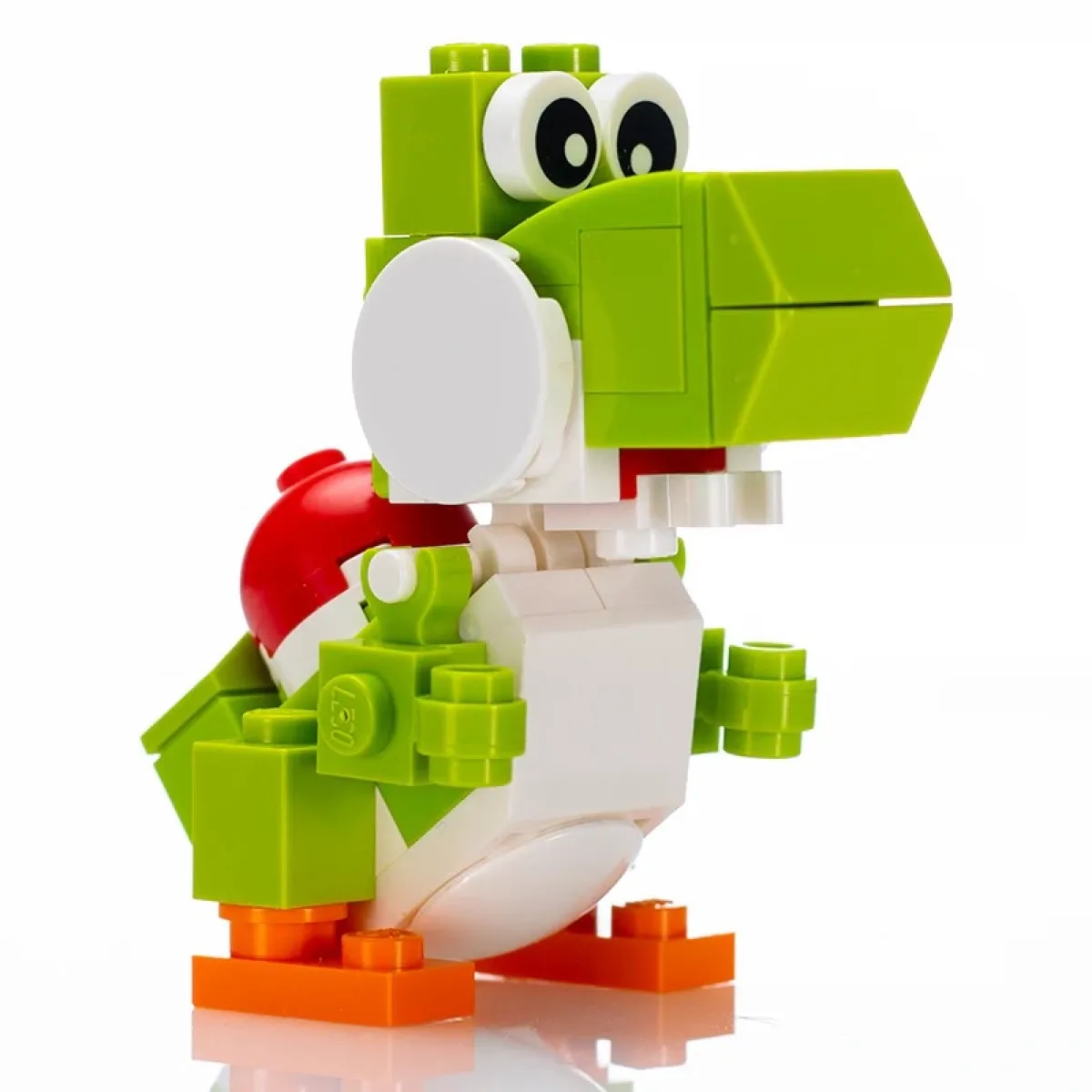 Un set LEGO personalizado que representa un dinosaurio verde amigable que recuerda a Yoshi