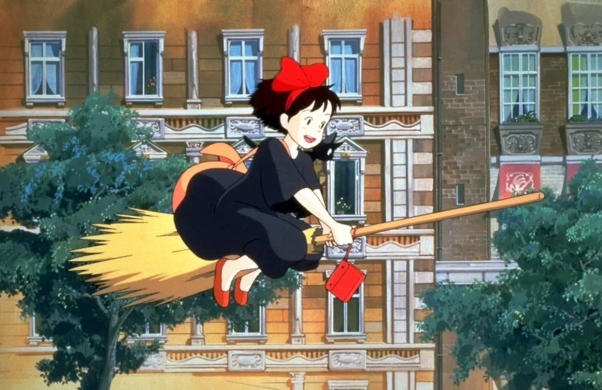 Kiki (Stimme: Minami Takayama/Kirsten Dunst) in Kikis kleiner Lieferservice (Studio Ghibli)