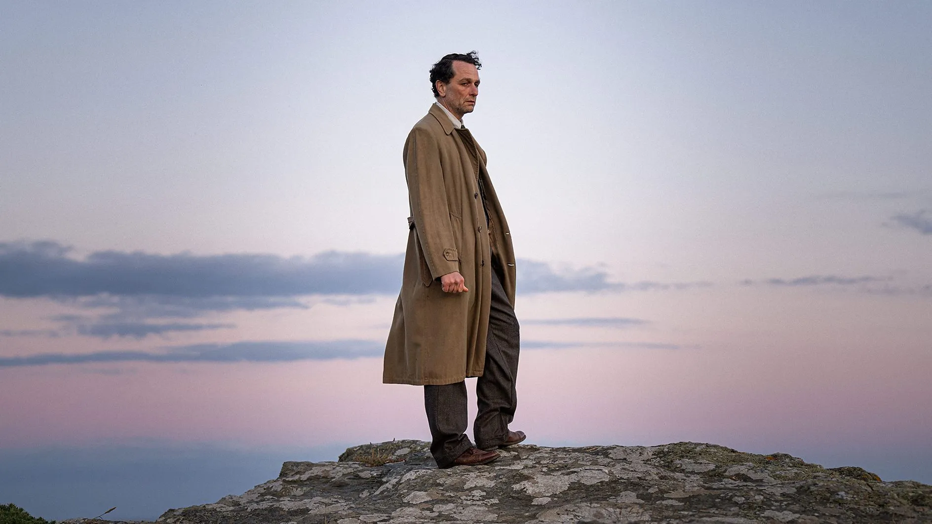 Matthew Rhys como el inspector Leach en 'Hacia el cero' de Agatha Christie