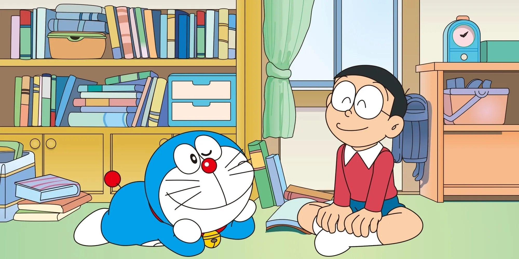 Doraemon e Nobita sentados alegremente no chão