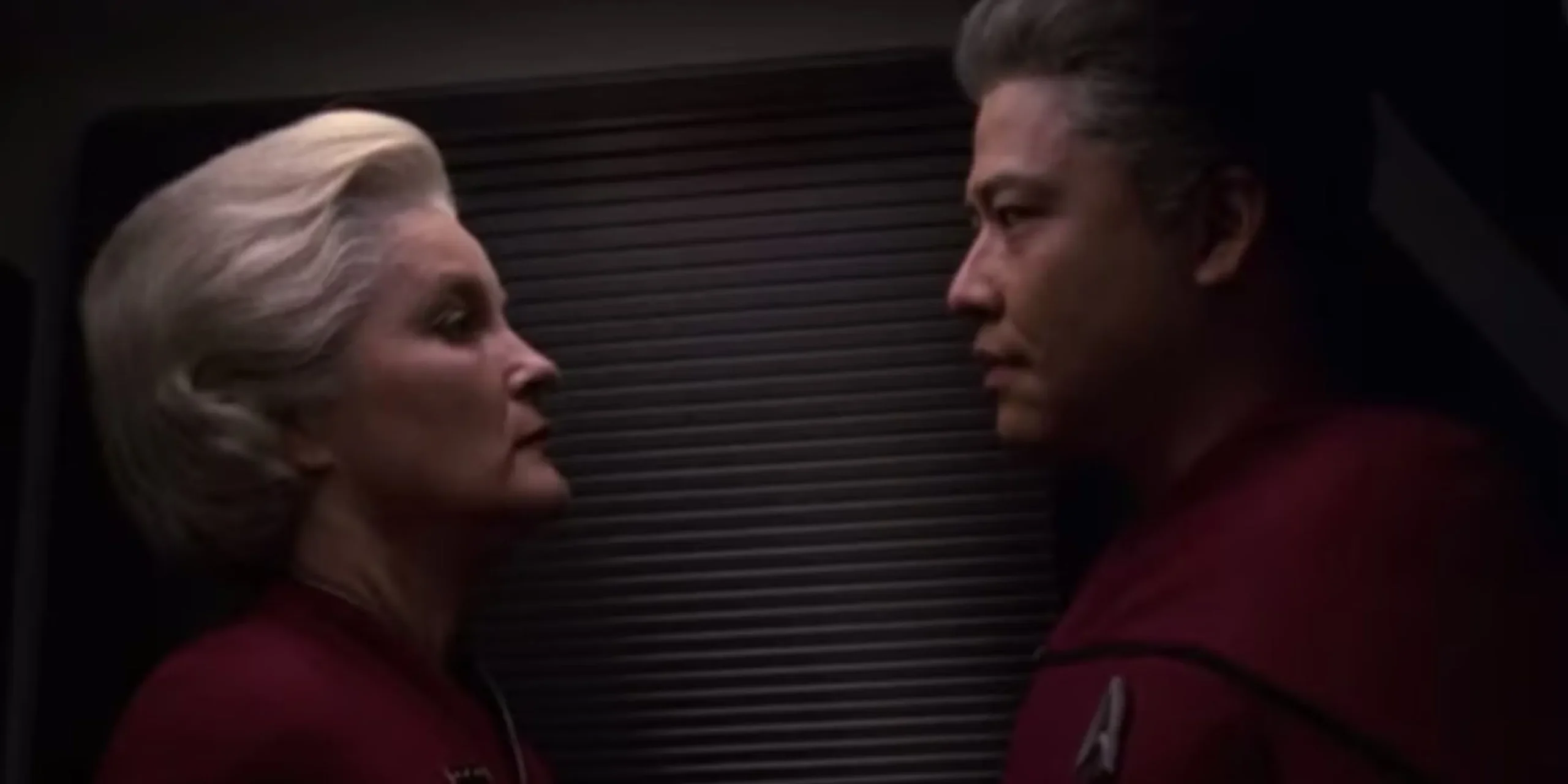 Star Trek: Voyager - Admiral Kathryn Janeway - Captain Harry Kim