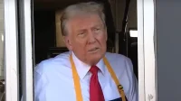 Trump fue visto “trabajando” en un McDonald’s cerrado: ¡Qué situación más extraña!