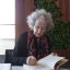 “La prova che non leggono”: Margaret Atwood sperimenta il mansplaining online del suo stesso libro