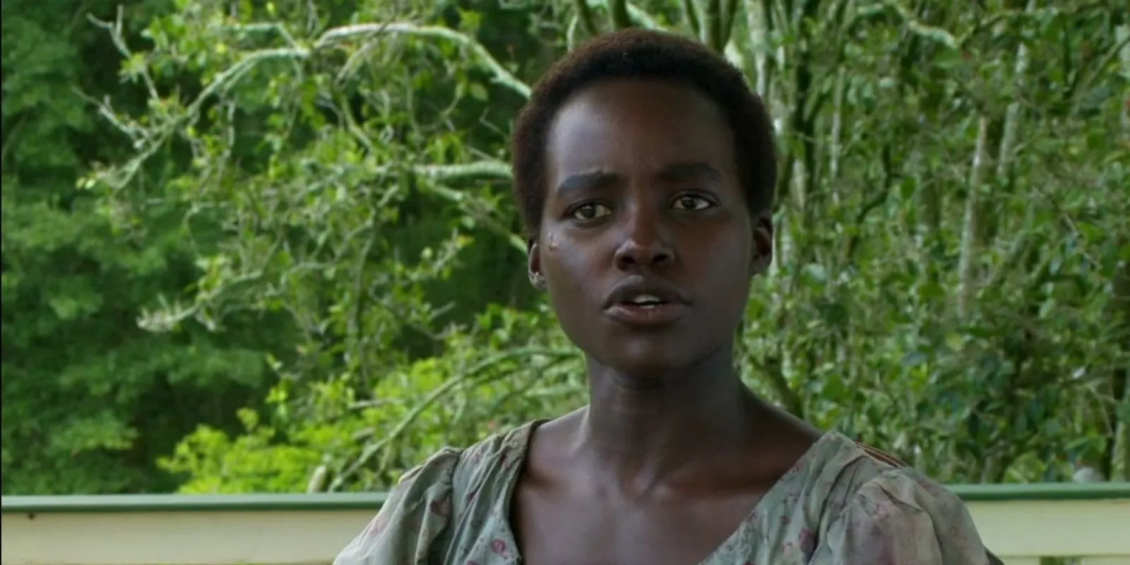 Lupita Nyong'o w filmie „Zniewolony. 12 lat”