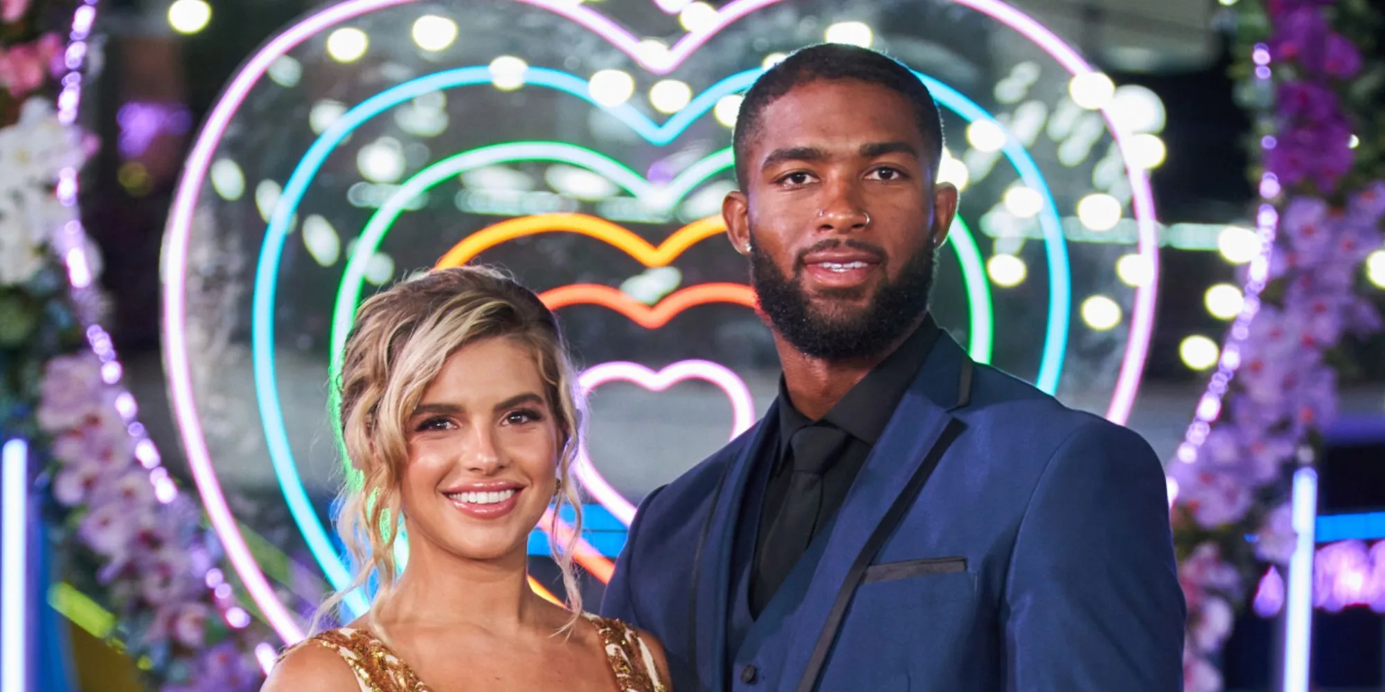 Alana Paolucci e Charlie Lynch no final da terceira temporada de Love Island USA