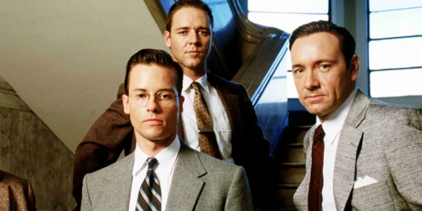 Guy Pearce con sus coprotagonistas Russell Crowe y Kevin Spacey