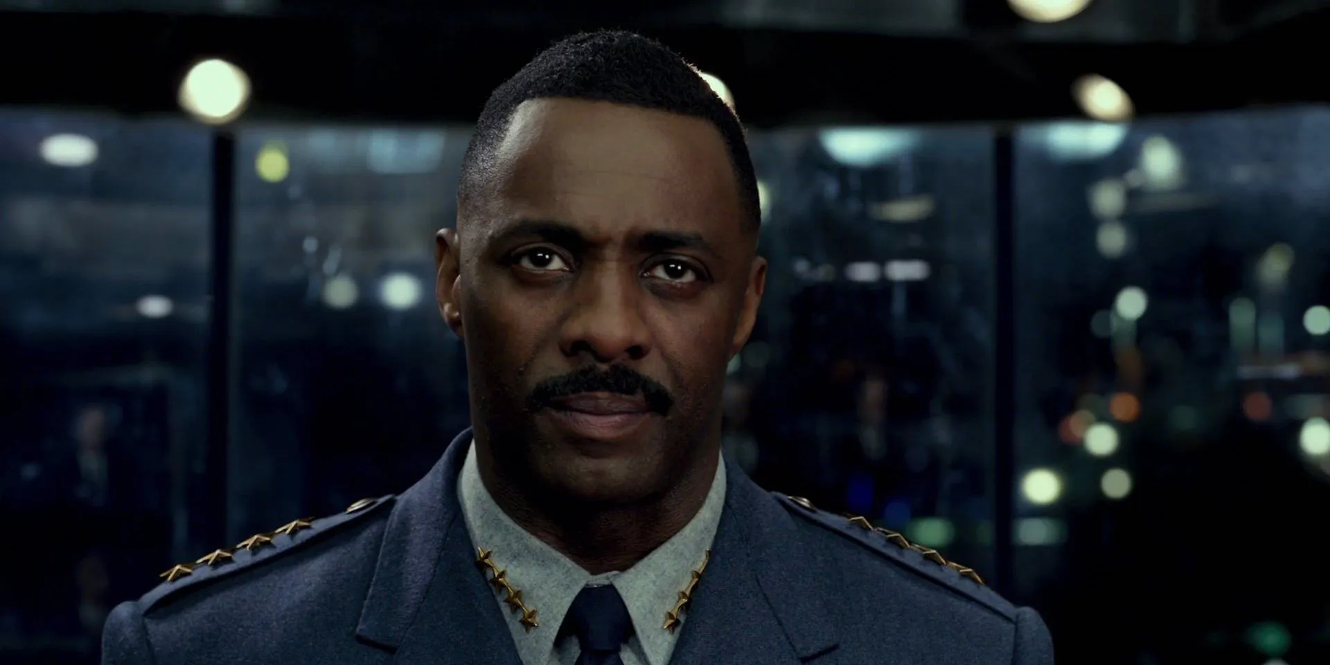 Idris Elba w Pacific Rim