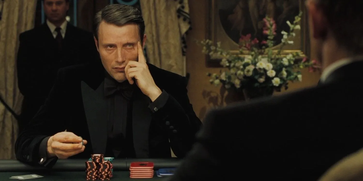 Le Chiffre na mesa de pôquer