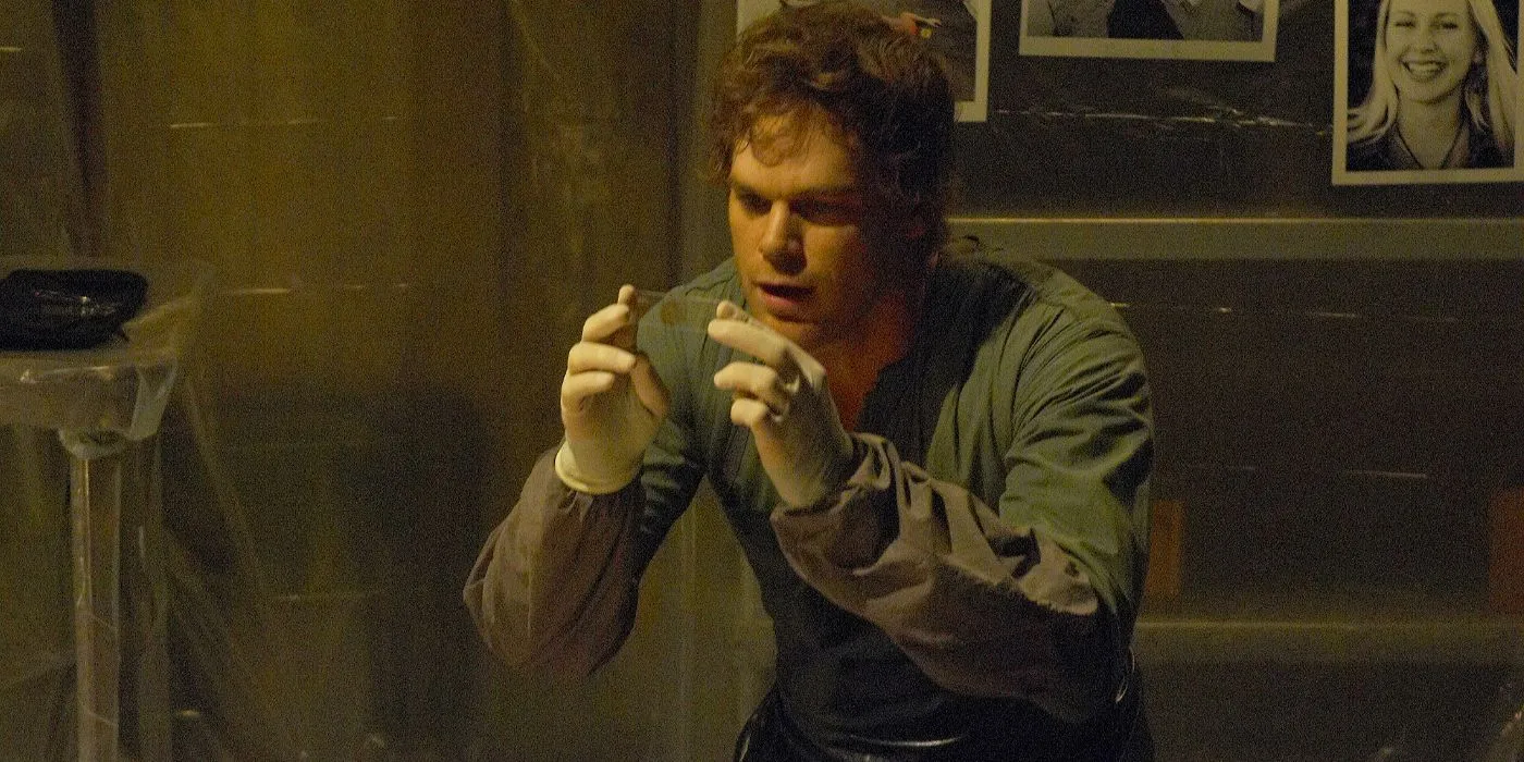 Michael C. Hall como Dexter