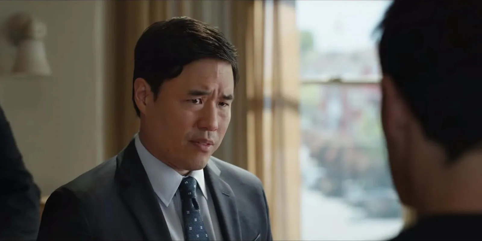 Randall Park como Jimmy Woo em Homem-Formiga e a Vespa