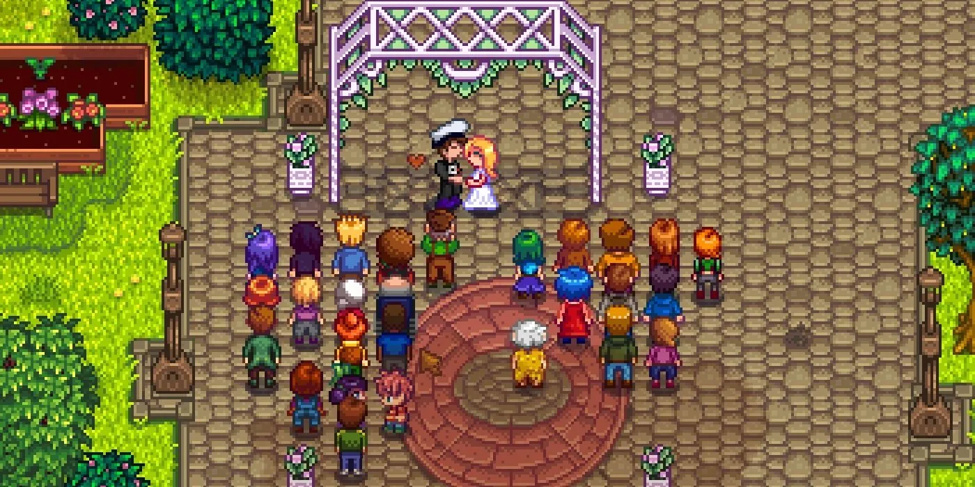 Scena ślubu w Stardew Valley, w której panna młoda i pan młody całują się wśród mieszkańców miasta