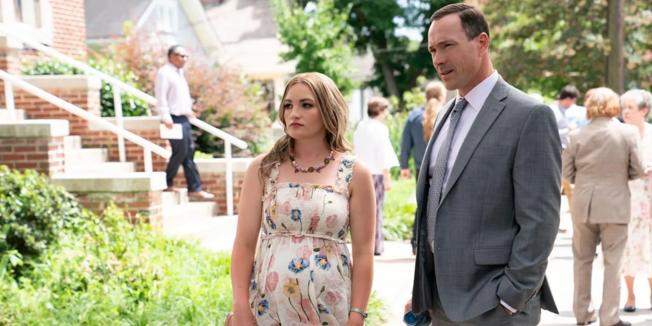 Jamie Lynn Spears und Chris Klein in Sweet Magnolias