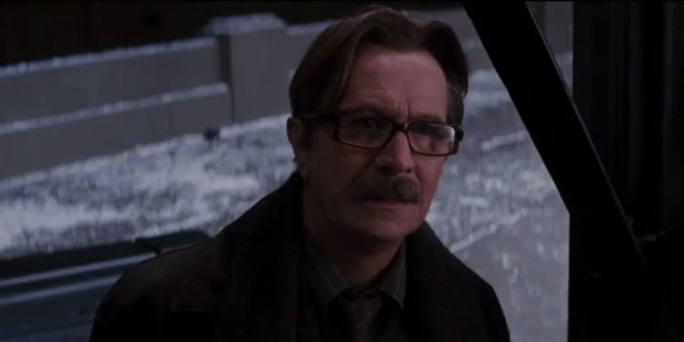 James Gordon se ve confundido en TDKR