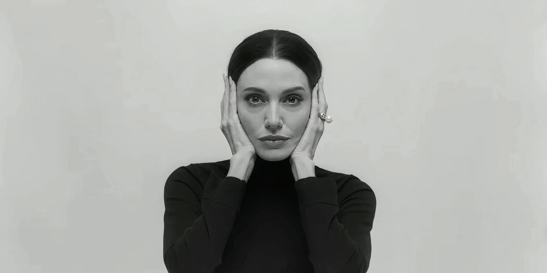 Angelina Jolie dans le rôle de Maria Callas dans Maria